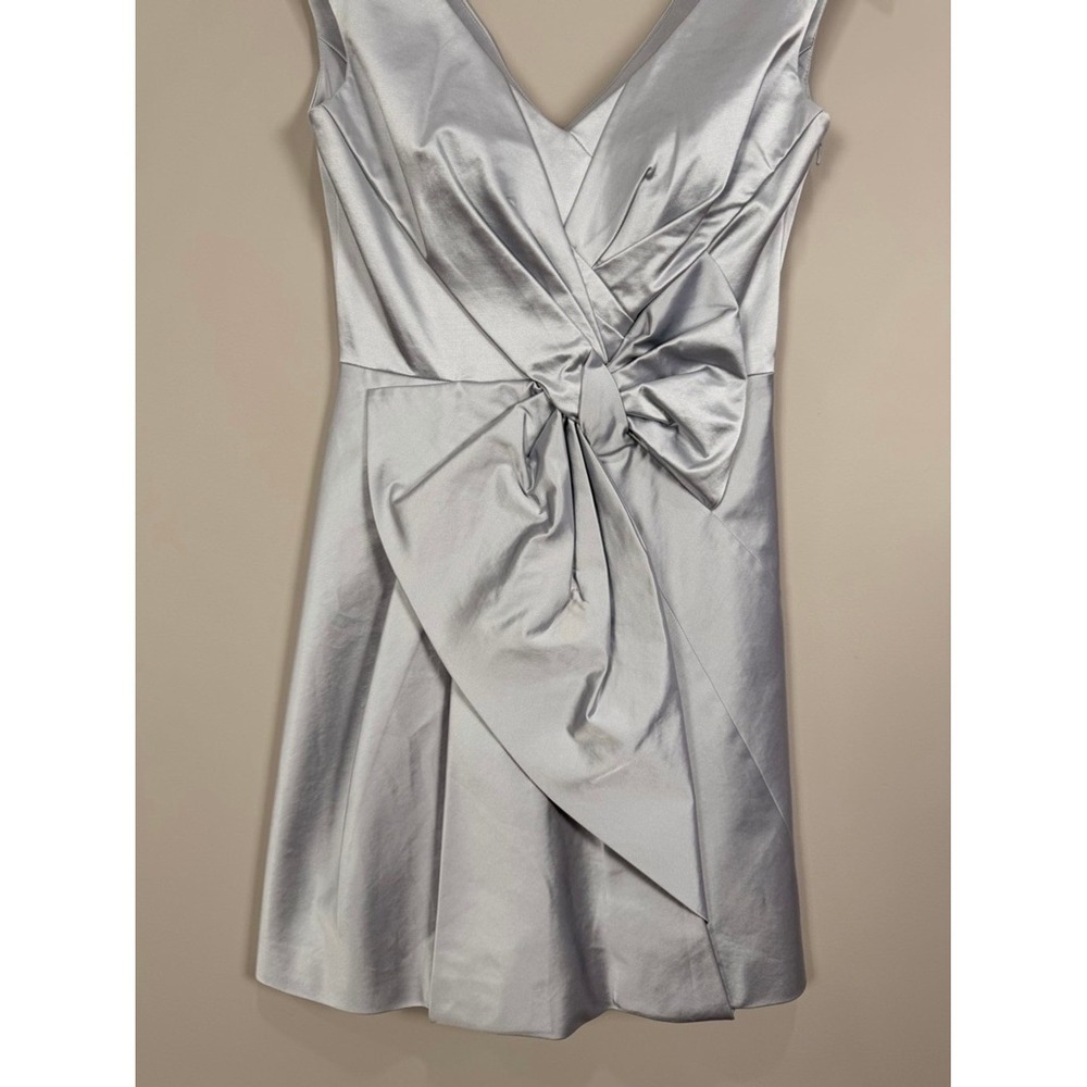 Karen Millen Silver Satin V Neck Bow Front Fit Flare Dress 4 NWOT - Picture 4 of 10